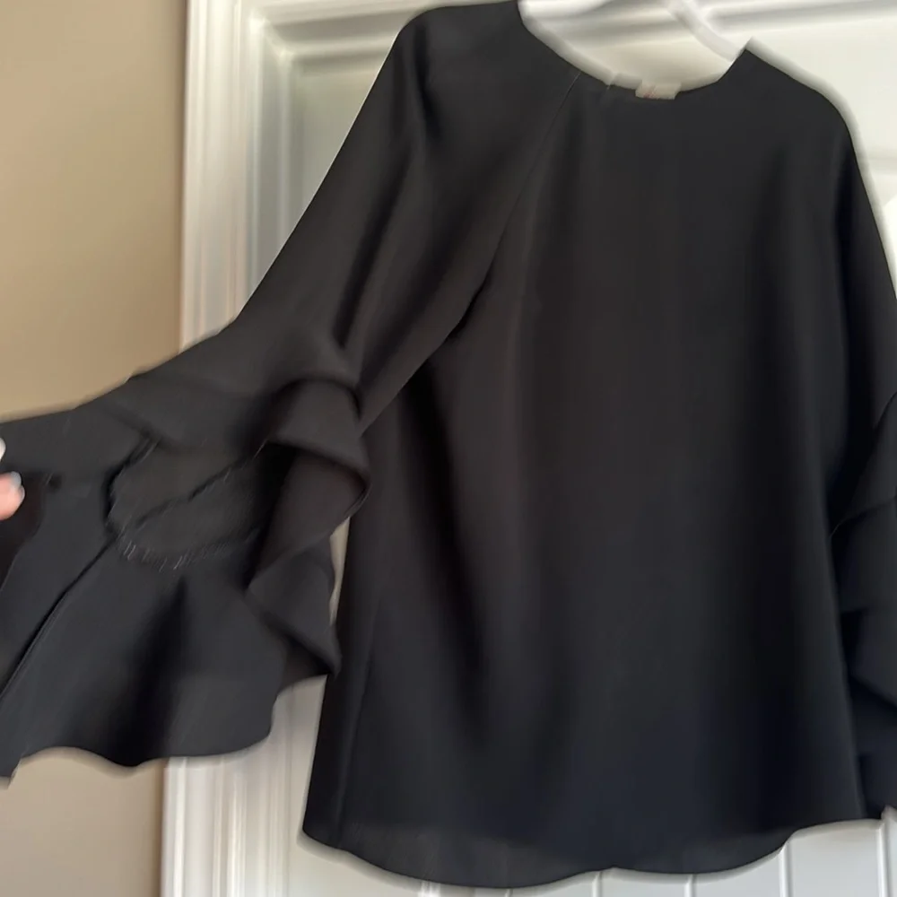Top Bundle! Excellent Condition! - Picture 4 of 7